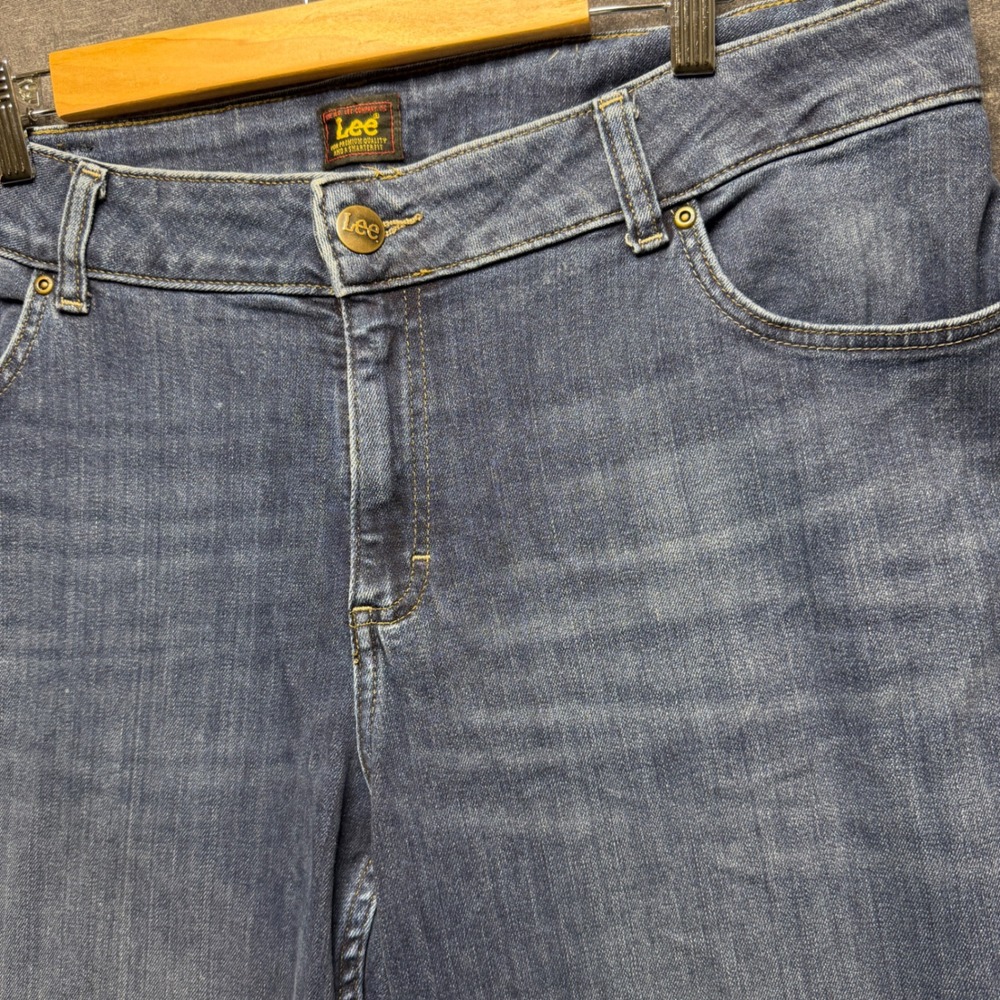 Lee Jeans Womens 18WP Blue Cotton Blend Bootcut Mid Rise Medium Wash Stretch - Picture 7 of 11